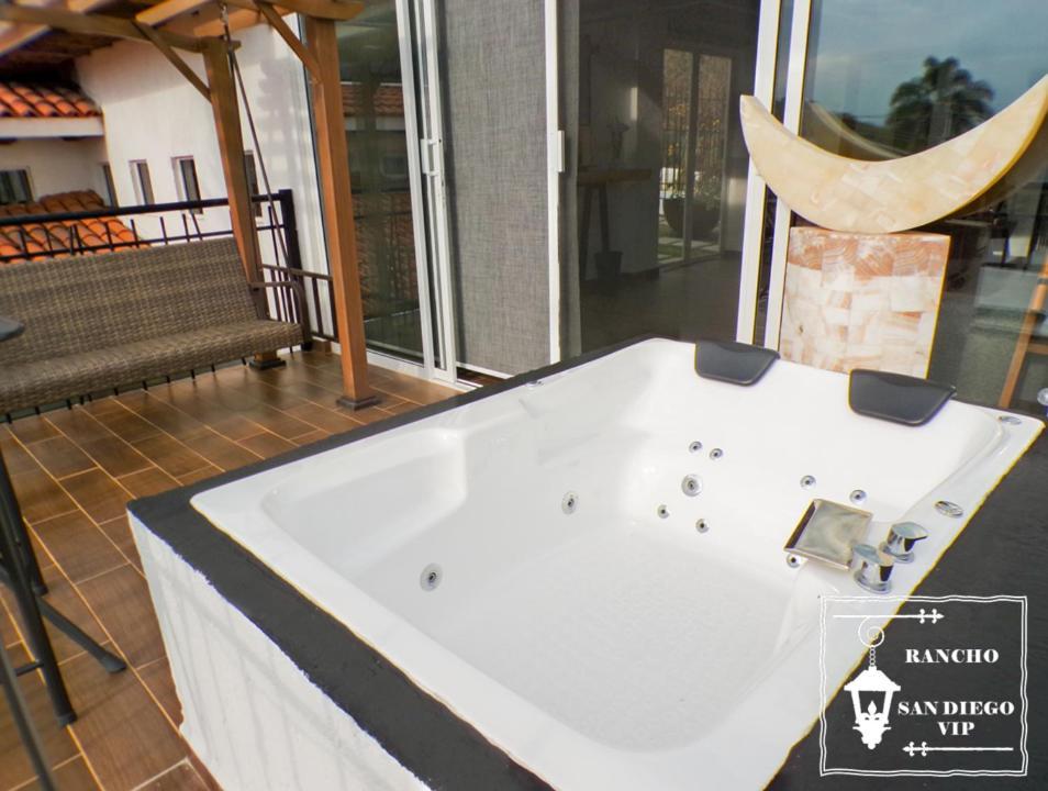 Rancho San Diego, Villa Llena De Vida Vip Ixtapan de la Sal Extérieur photo